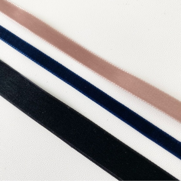 Vintage Sterling Silver Puffy Heart Pendant with Velvet Ribbons - Picture 11 of 11